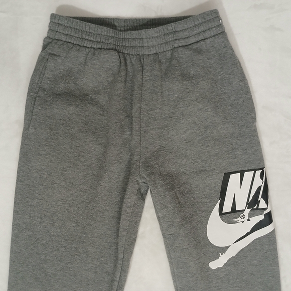 Nike Kids Gray Pajama Bottoms - Picture 2 of 12